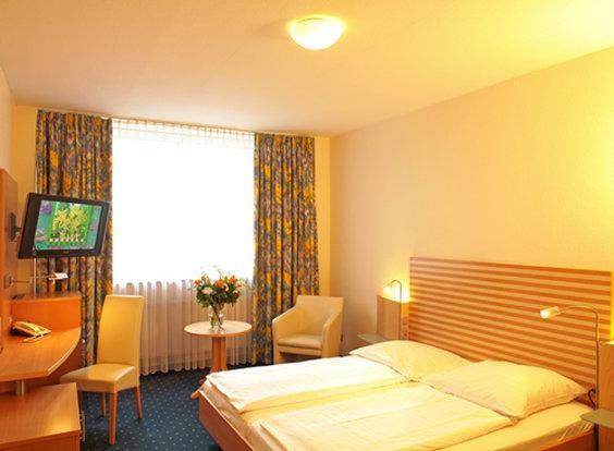 Heikotel - Am Stadtpark 3* Гамбург